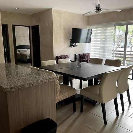 Departamento Dentro De Aldea Zama Apartment Tulum Bagian luar foto