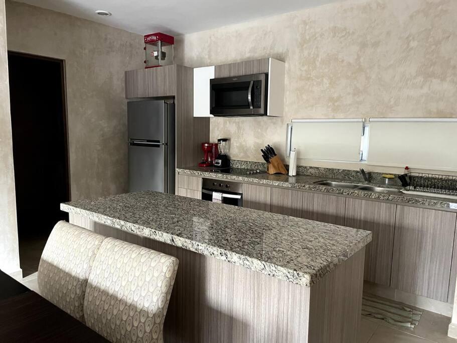 Departamento Dentro De Aldea Zama Apartment Tulum Bagian luar foto